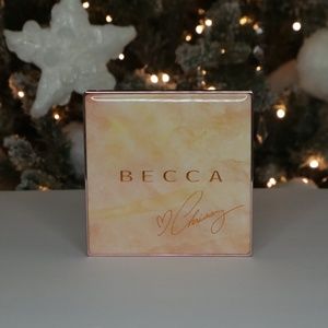 Becca x Chrissy Face Palette